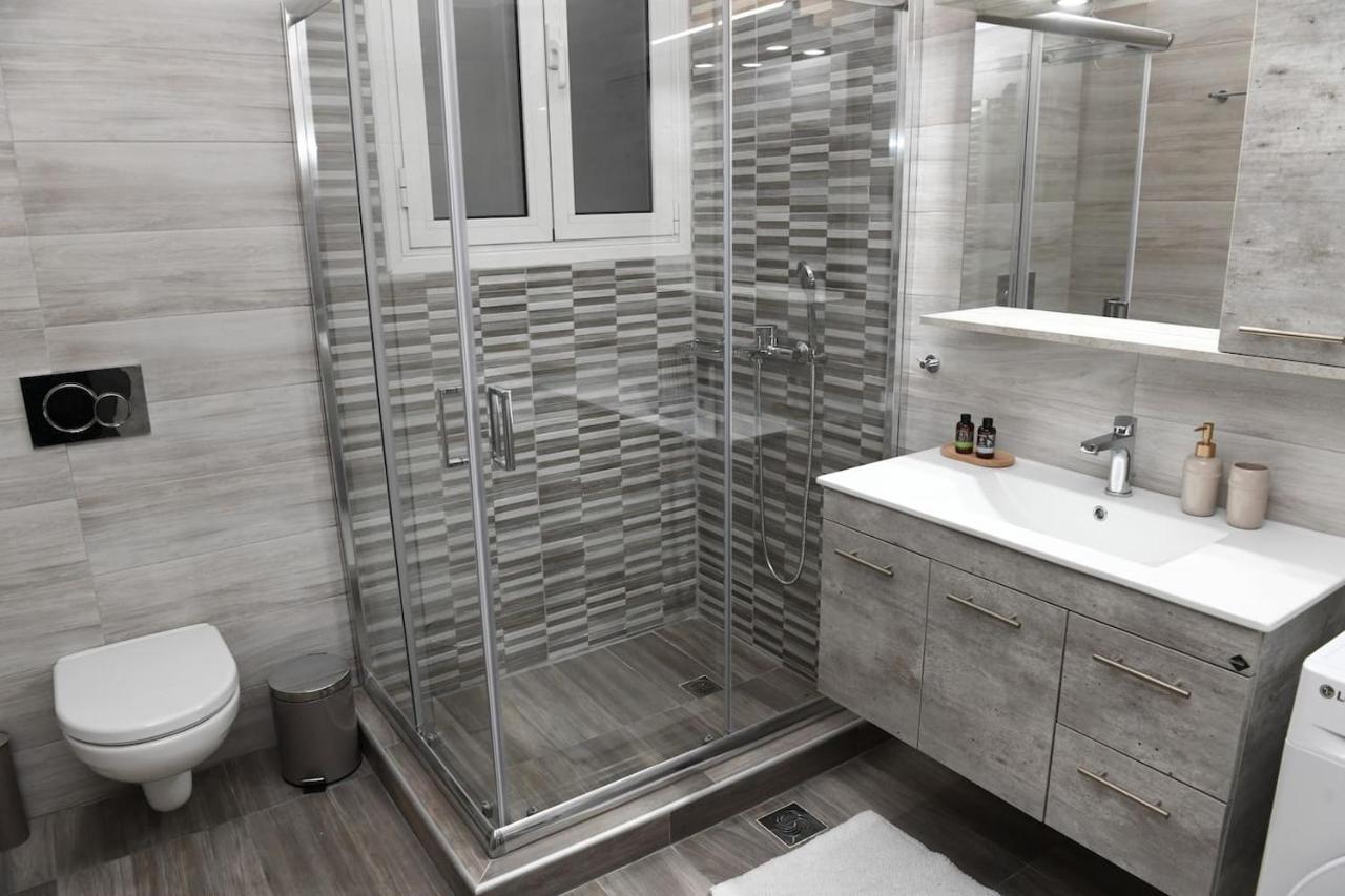 Konstantina Apartment Афіни Екстер'єр фото